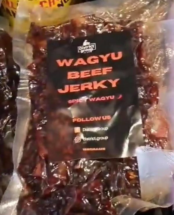 spicy waygu beef jerky